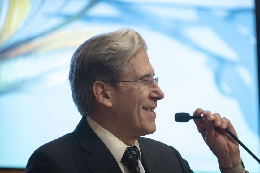 Julio Frenk Mora