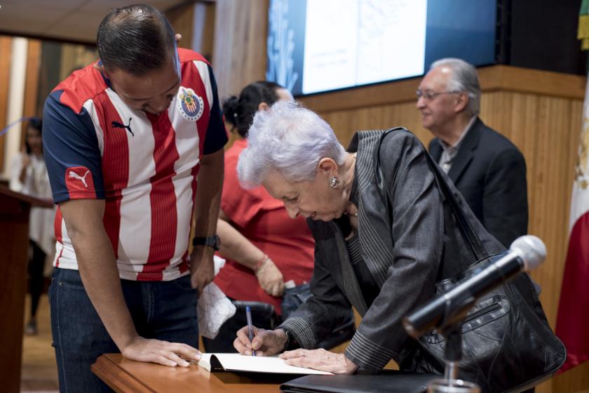 Josefina Vázquez 4