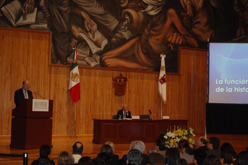 Enrique Florescano