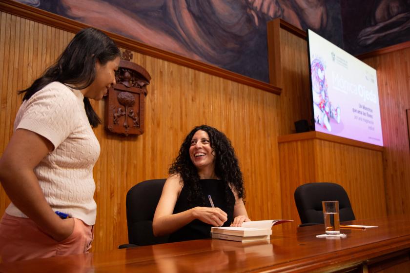 Conferencia Mónica Ojeda 13