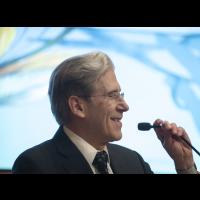Julio Frenk Mora